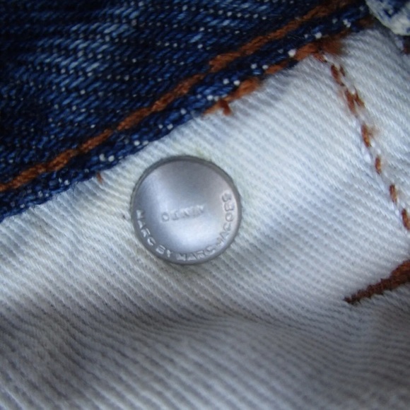 Marc Jacob jean’s solidarity stonewashed with stacked flowers - Picture 3 of 6